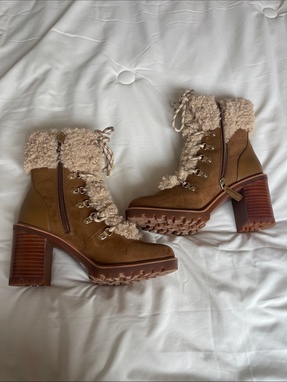 Jennifer Lopez Chestnut Brown Shearling-Trim Lace-Up Block Heel Boots